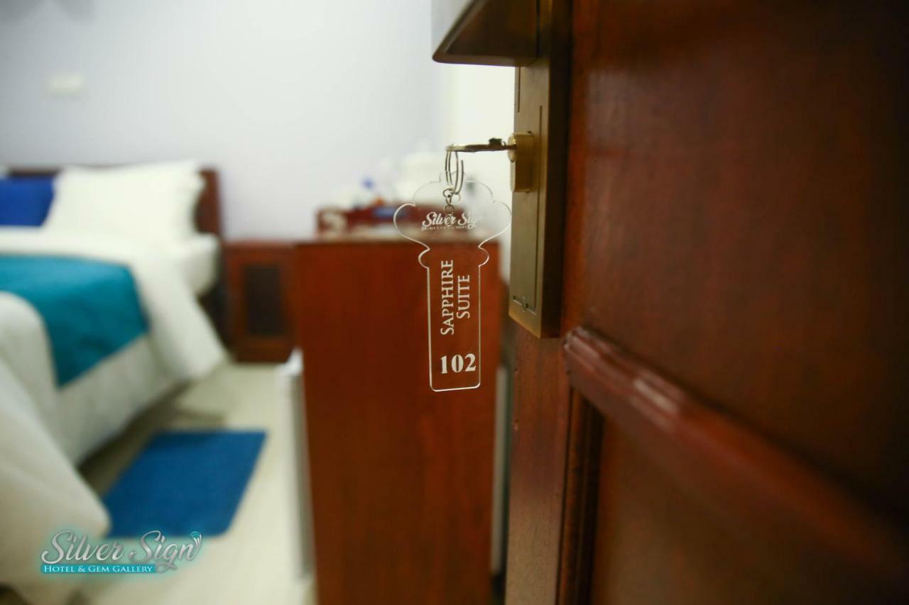 Silver Sign Hotel Katugastota 外观 照片